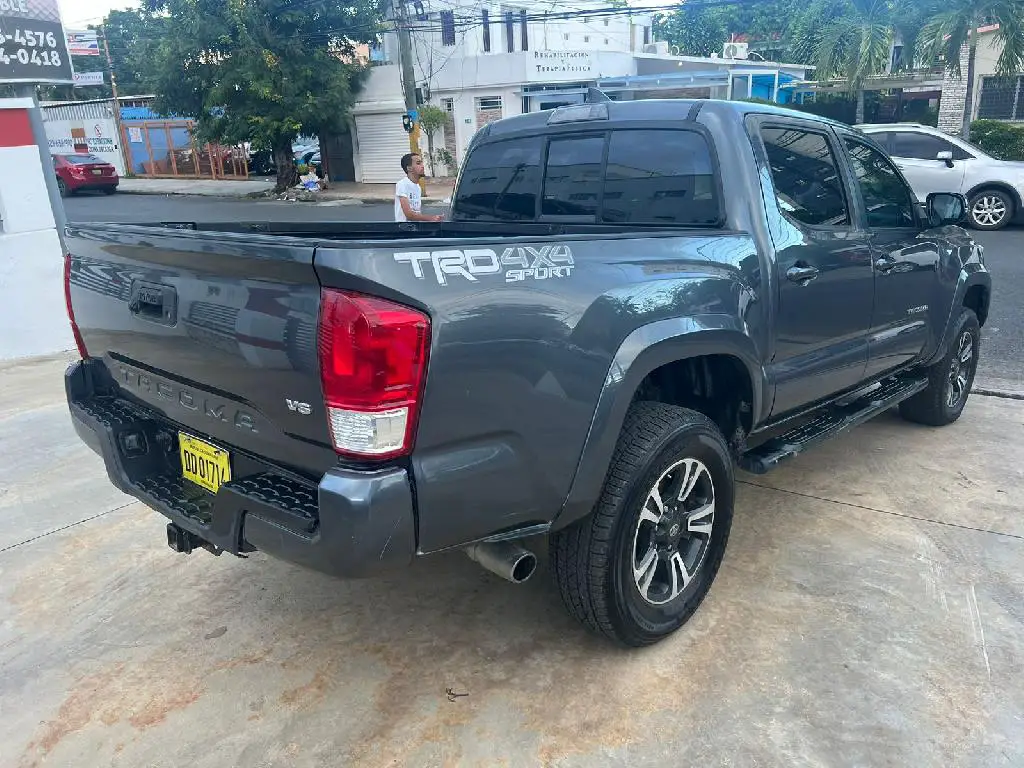 toyota tacoma 2017 Foto 7178867-3.jpg