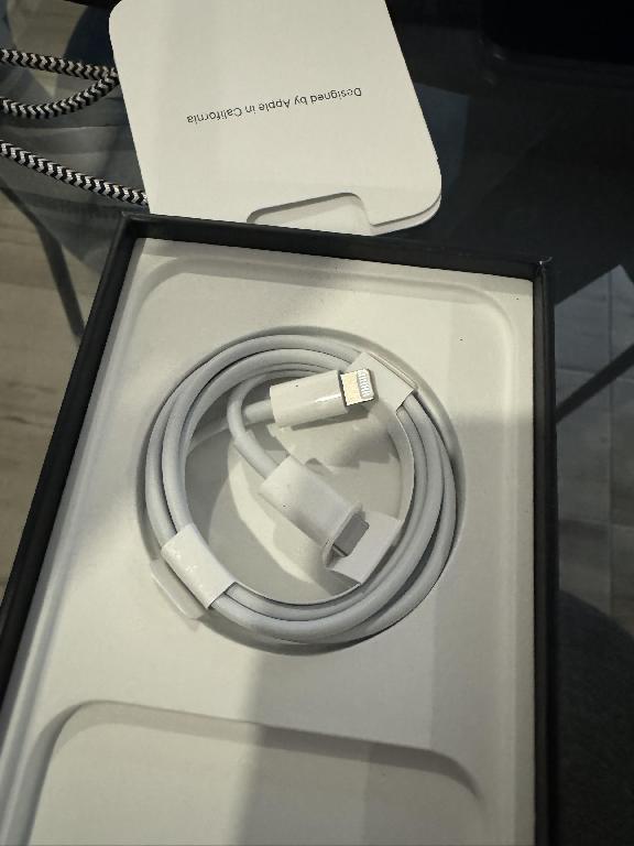 Iphone 13 pro max 256gb desbloqueado exelentes condiciones Foto 7185149-4.jpg