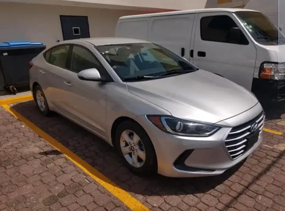 Hyundai Elantra SE 2017 en Santo Domingo Este Foto 7186445-1.jpg