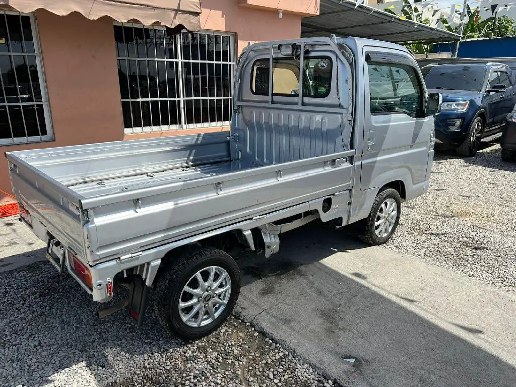 Daihatsu hijet 2018 Foto 7187248-2.jpg