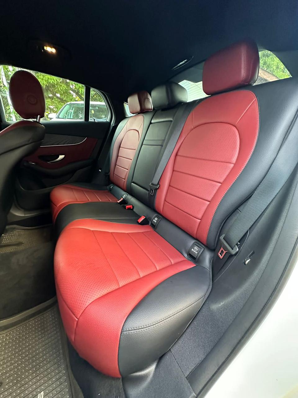 VENDO - Mercedes-Benz Clase GLC 250 4Matic Coupe año 2018 Foto 7188261-3.jpg