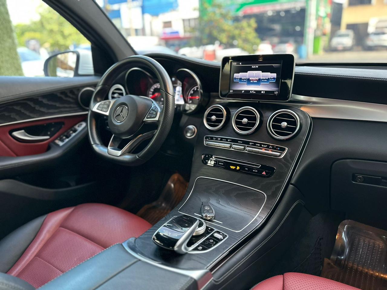 VENDO - Mercedes-Benz Clase GLC 250 4Matic Coupe año 2018 Foto 7188262-4.jpg