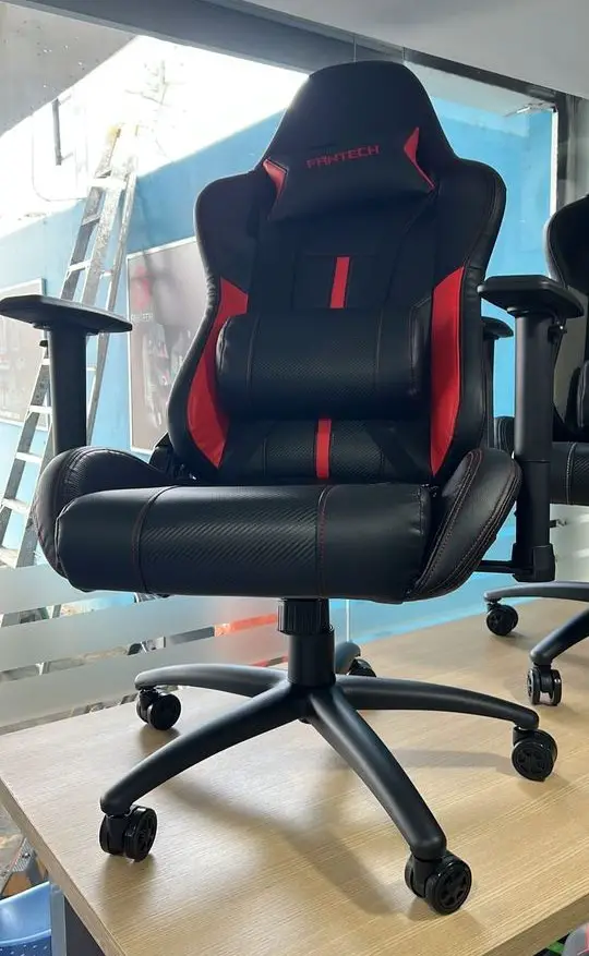 Silla gaming reclínable Foto 7188607-1.jpg