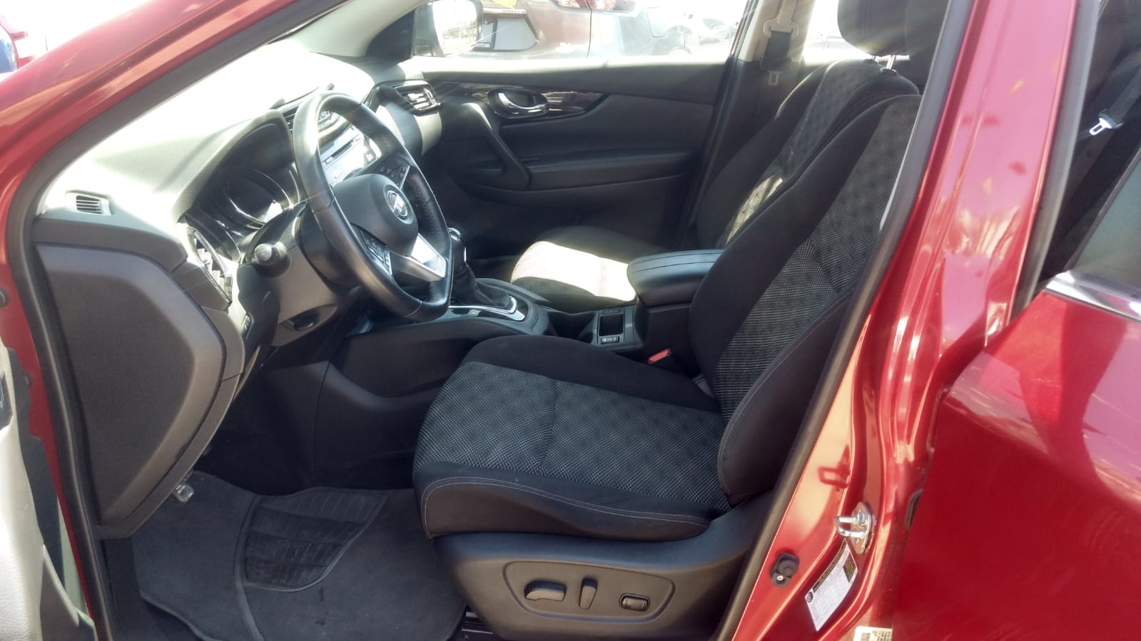 Nissan Rouge Sport 2017 Foto 7188897-1.jpg