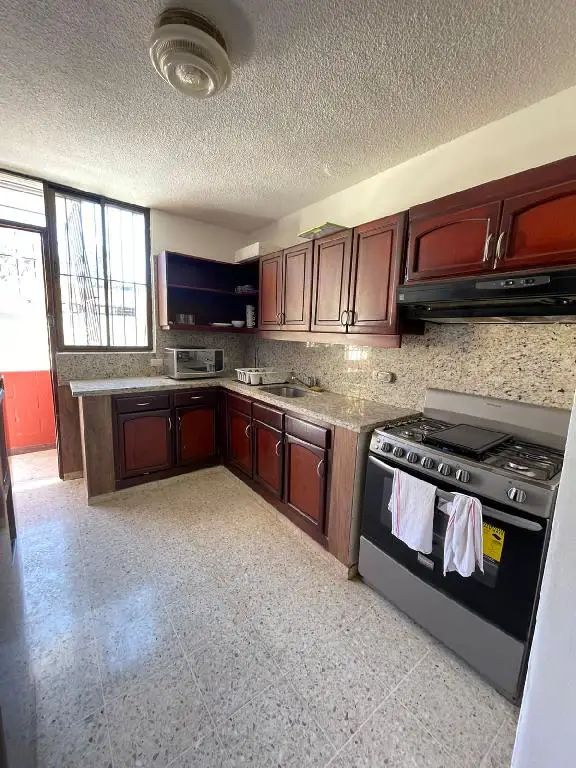 apartamento amueblado en zona exclusiva de Bella Vista Foto 7189006-3.jpg