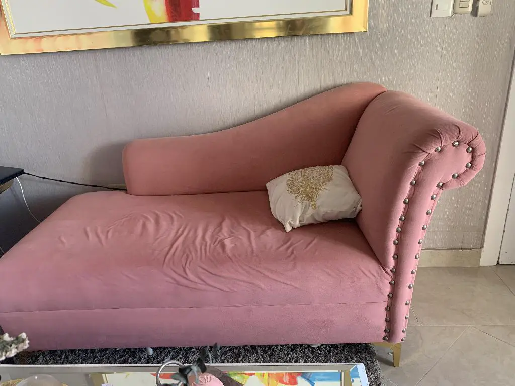 Elegante diván  Foto 7189537-3.jpg