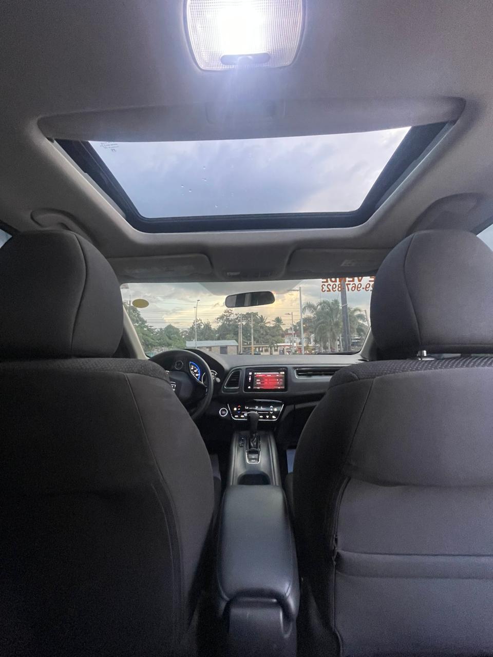 Con tan solo 40000 Millas 2018 honda Hrv full impecable  Foto 7189568-J1.jpg