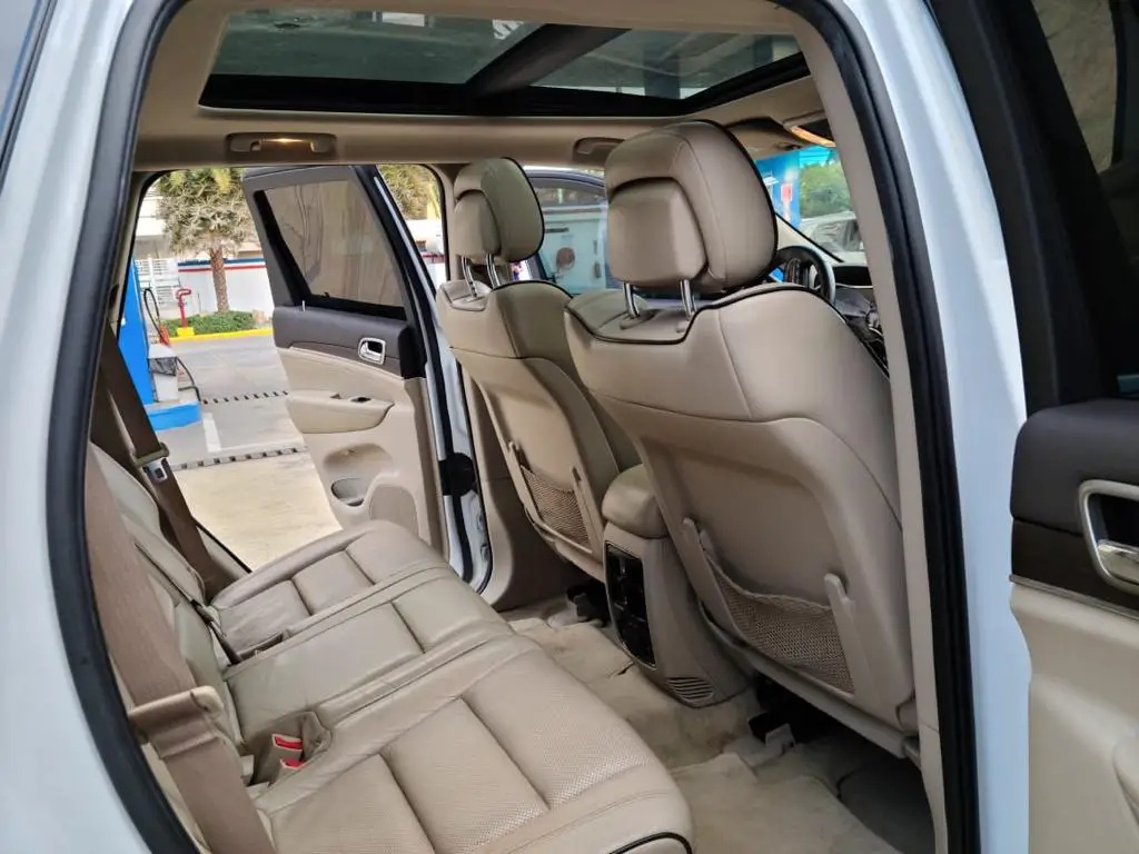 Jeep Grand Cherokee Overland 2014 Foto 7189860-G3.jpg