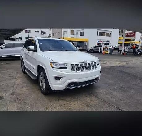 Jeep Grand Cherokee Overland 2014 Foto 7189860-G8.jpg