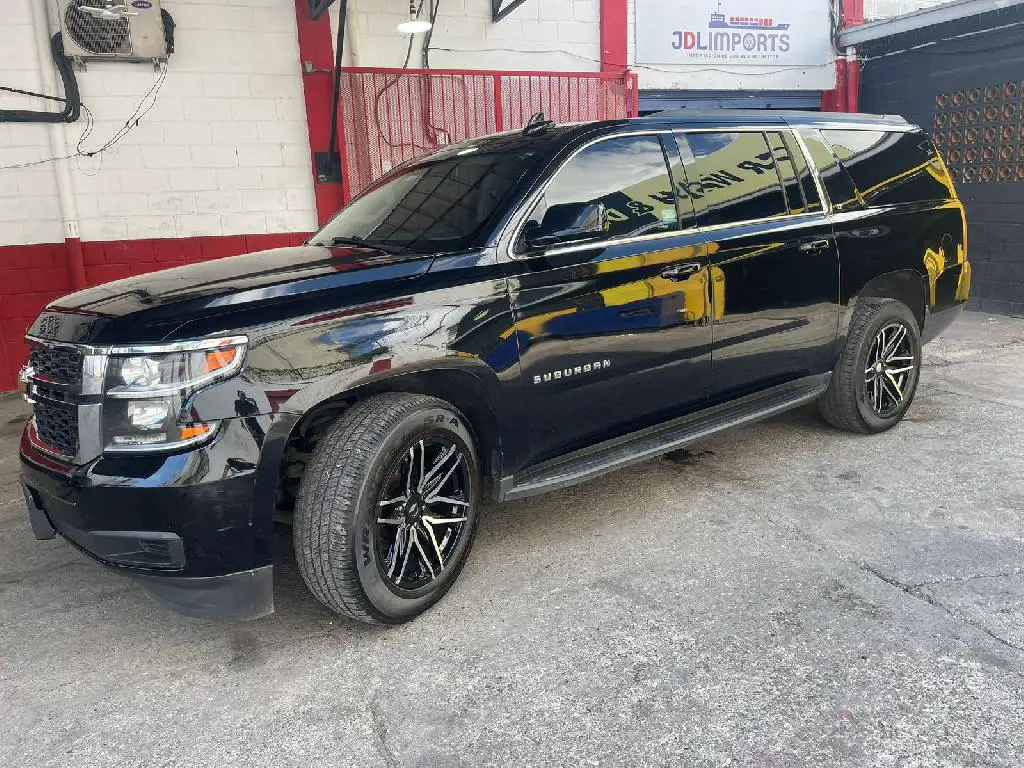 Chevrolet Suburban LT 2017 Foto 7189877-j8.jpg