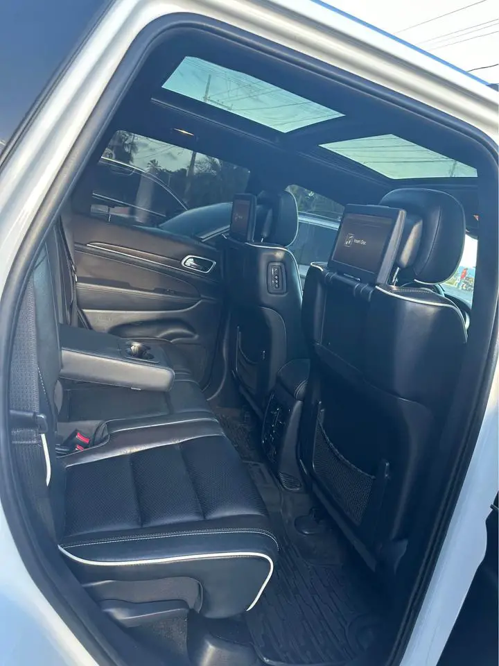 Jeep Grand Cherokee Overland 2014 4x4 Foto 7190119-s3.jpg