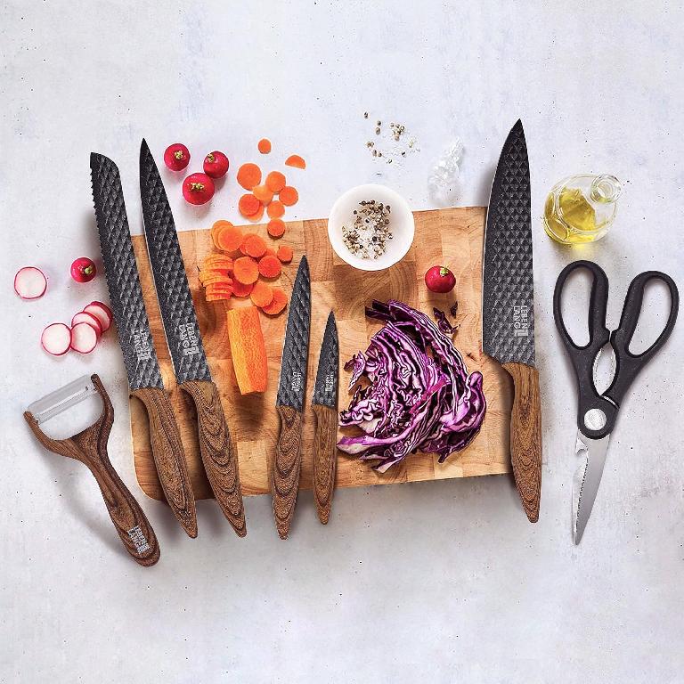 Set de cuchillos cocina 7 piezas con pelador y tijeras. Foto 7190962-1.jpg