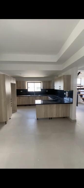 EN VENTA ESPECTACULAR APARTAMENTO SUMAMENTE ESPACIOSO UBICAD Foto 7192541-2.jpg