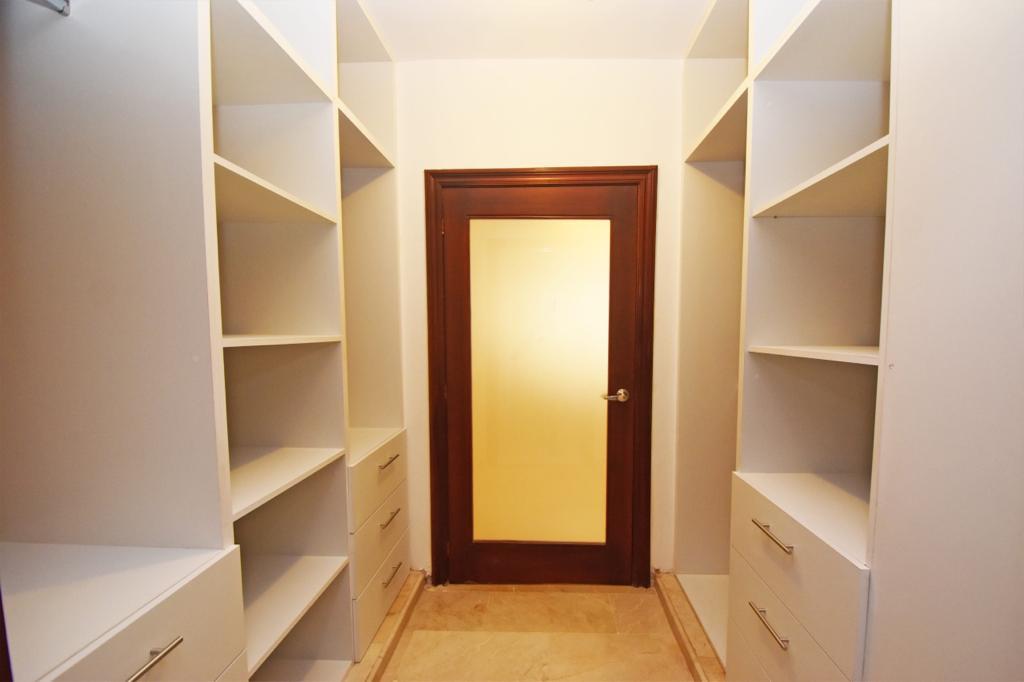 Apartamento en alquiler con línea blanca en Renacimiento Foto 7193239-7.jpg