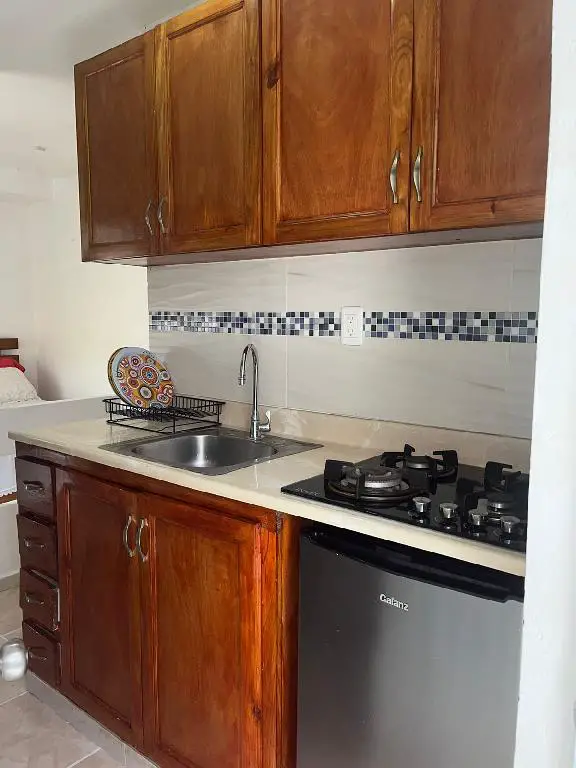 1205 Alquiler Aparta Estudio-Zona Universitaria. Foto 7193256-Q1.jpg