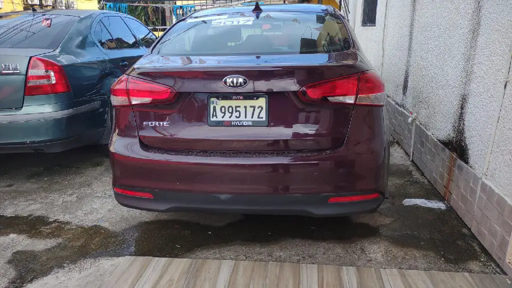KIA FORTE 2017 GASOLINA Foto 7193272-1.jpg