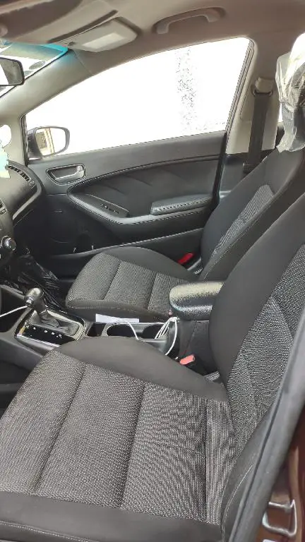 KIA FORTE 2017 GASOLINA Foto 7193272-4.jpg