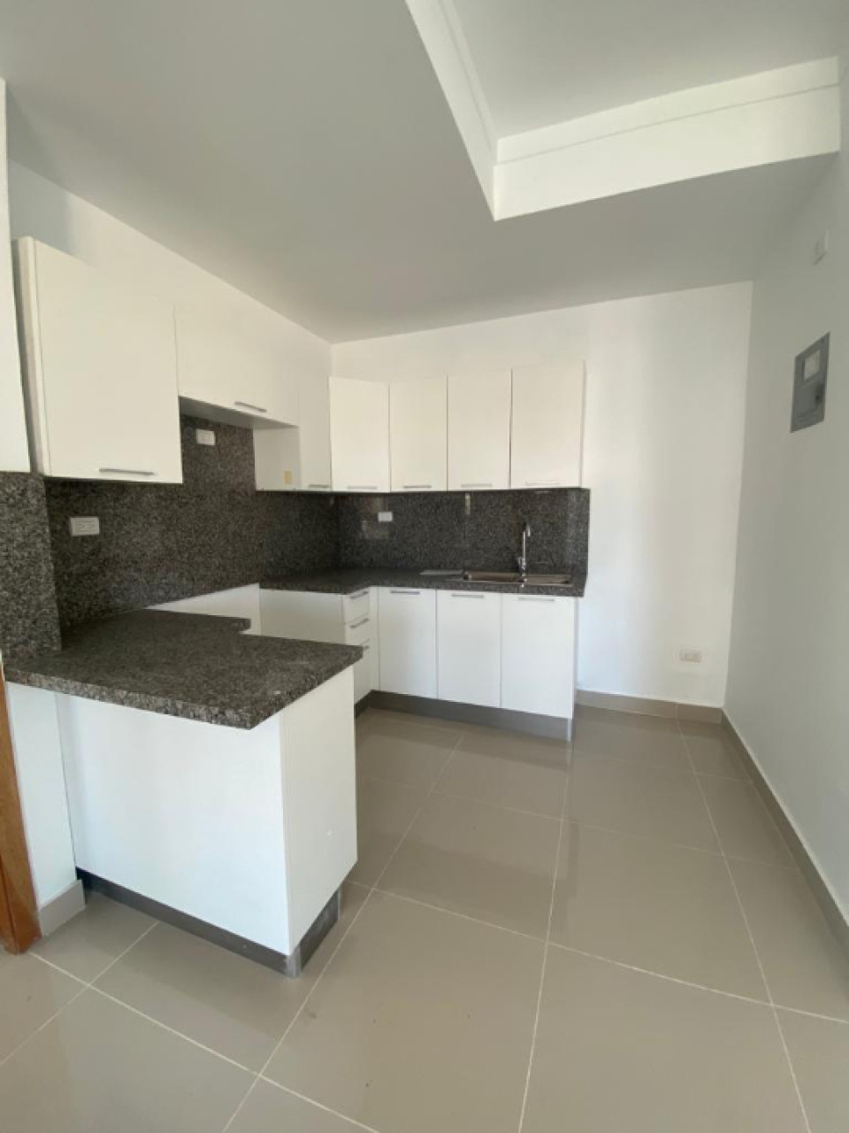 APARTAMENTO EN VENTA EN EVARISTO MORALES 1 HAB 2 BAÑOS 1  Foto 7193310-2.jpg