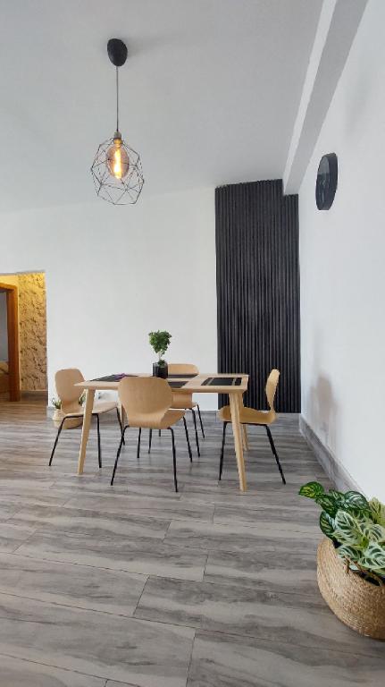 APARTAMENTO EN VENTA AMUEBLADO EN SERRALLES 2 HAB 2.5 BAÑ Foto 7193311-1.jpg
