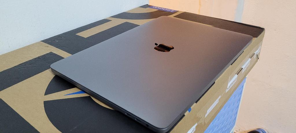 Macbook Pro Retina 13 Core i7 Ram 16gb Disco 512gb año 2018 Foto 7193594-1.jpg