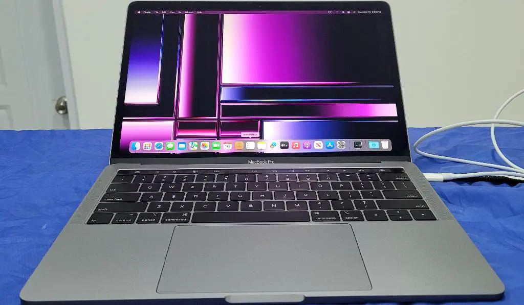 Macbook Retina 13 Pulg Core i7 Ram 16gb Disco 512gb 2018 Foto 7193605-1.jpg