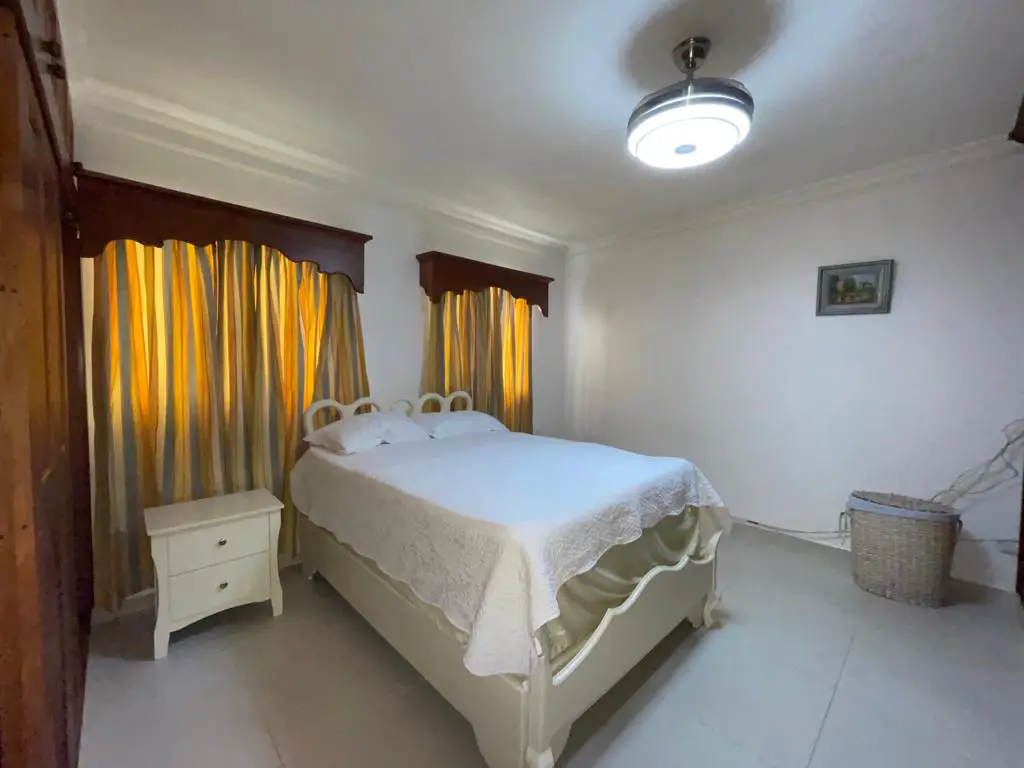 1424 ALQUILER DE APARTAMENTO-GAZCUE Foto 7194245-1.jpg