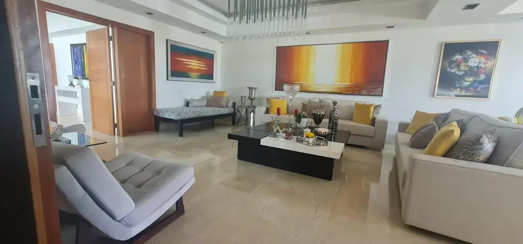ALQUILO PENTHOUSE COMPLETAMENTE AMUEBLADO UBICADO EN SECTOR  Foto 7194520-2.jpg