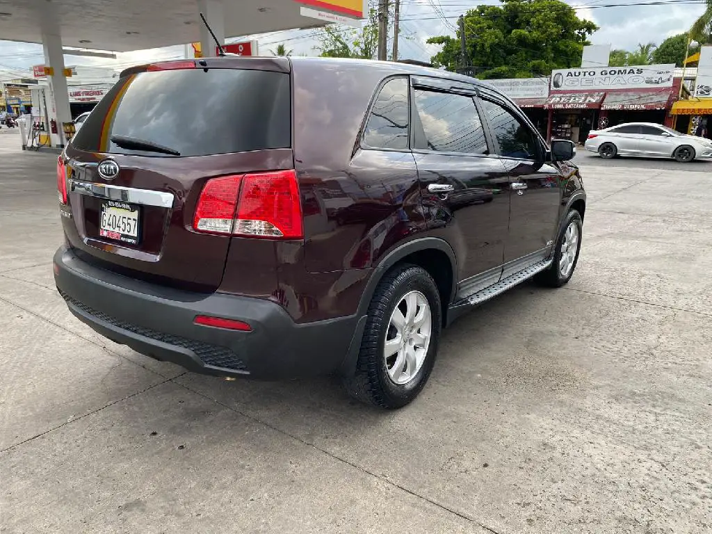 OFERTA! KIA SORENTO 2012 V4 3 FILAS DE ASIENTOS. Foto 7194525-2.jpg