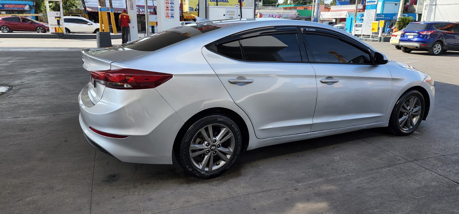 OFERTA! HYUNDAI ELANTRA SE 2018 COMO NUEVO. Foto 7194532-3.jpg