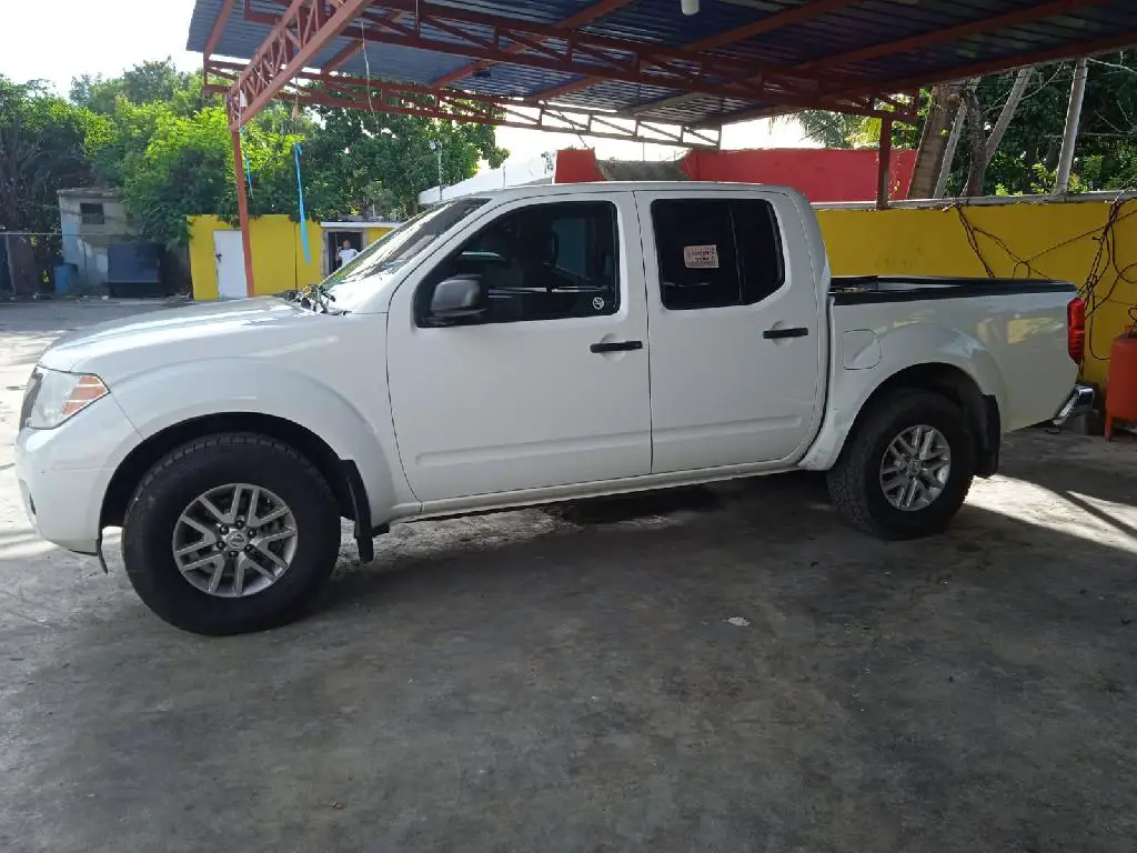 NISSAN FRONTIER 2019 Foto 7194766-Y1.jpg