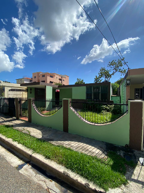 Vendo casa clasica en Lucerna Santo Domingo Este Foto 7195078-1.jpg