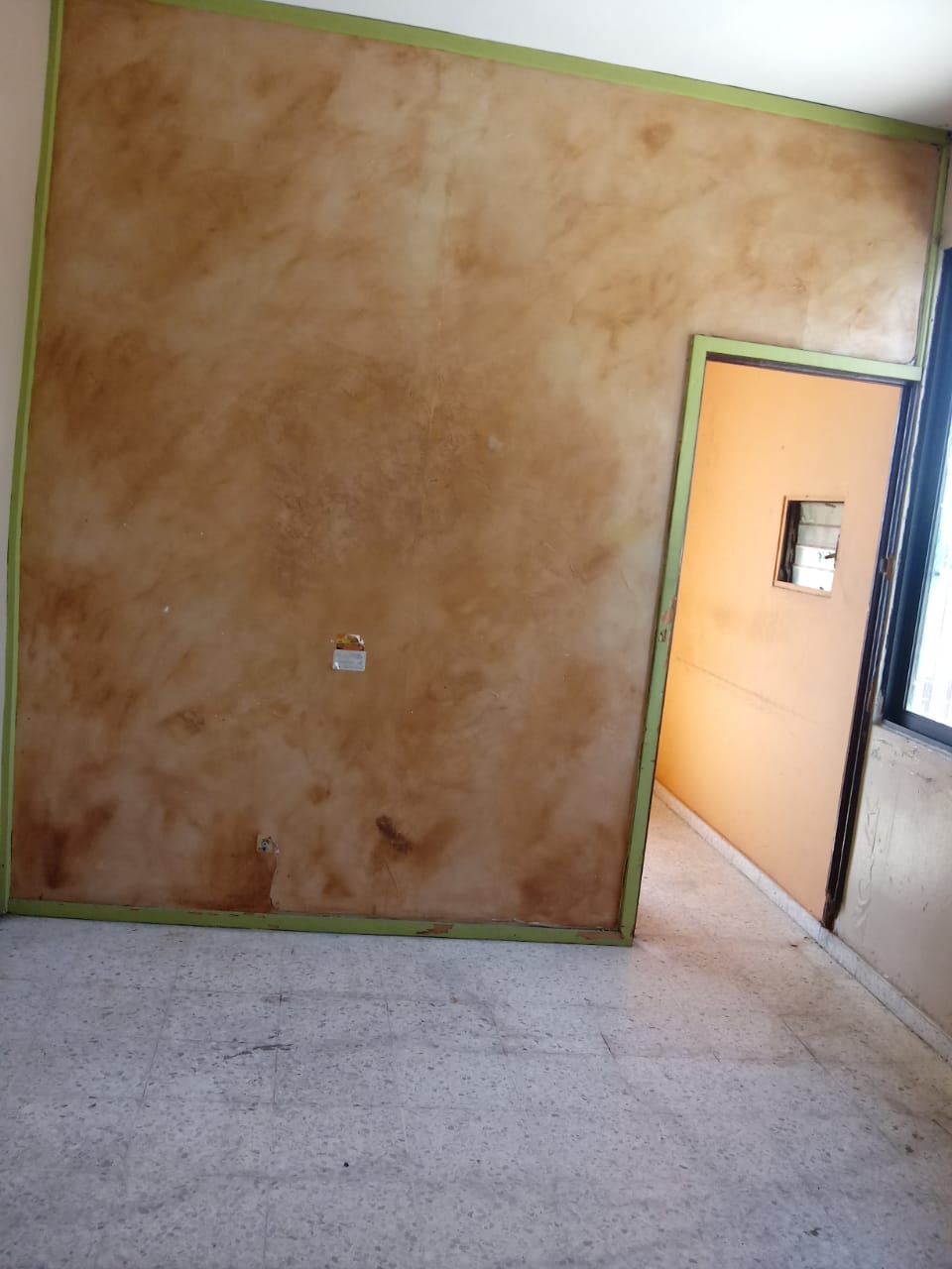 Apartamentos para oficina Ens. Luperon 2 y 3 piso  Pedro Livio Esq Ave Foto 7195473-4.jpg