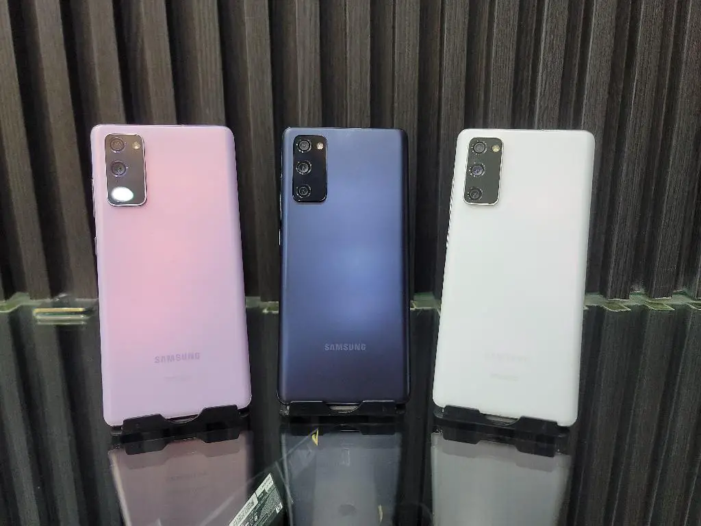 SAMSUNG GALAXY S20 FE 5G 128GB DESBLOQUEADOS Foto 7195956-2.jpg