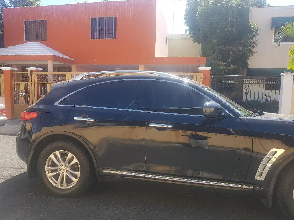 VENDO DE OPORTUNIDAD JEEPETA INFINITI MODELO FX 35  AÑO 2013 Foto 7196303-6.jpg