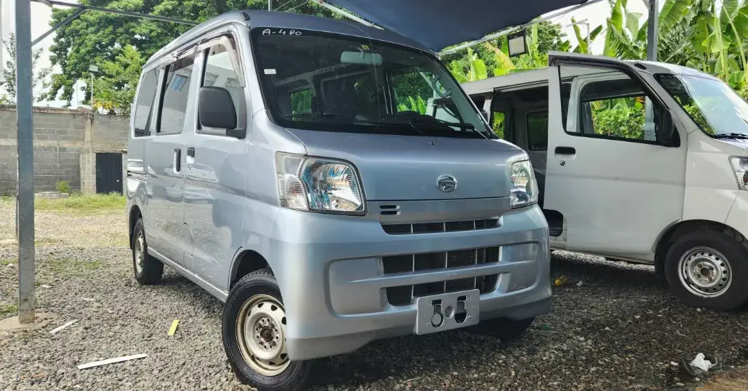 Daihatsu Hijet 2018 Foto 7196319-s1.jpg