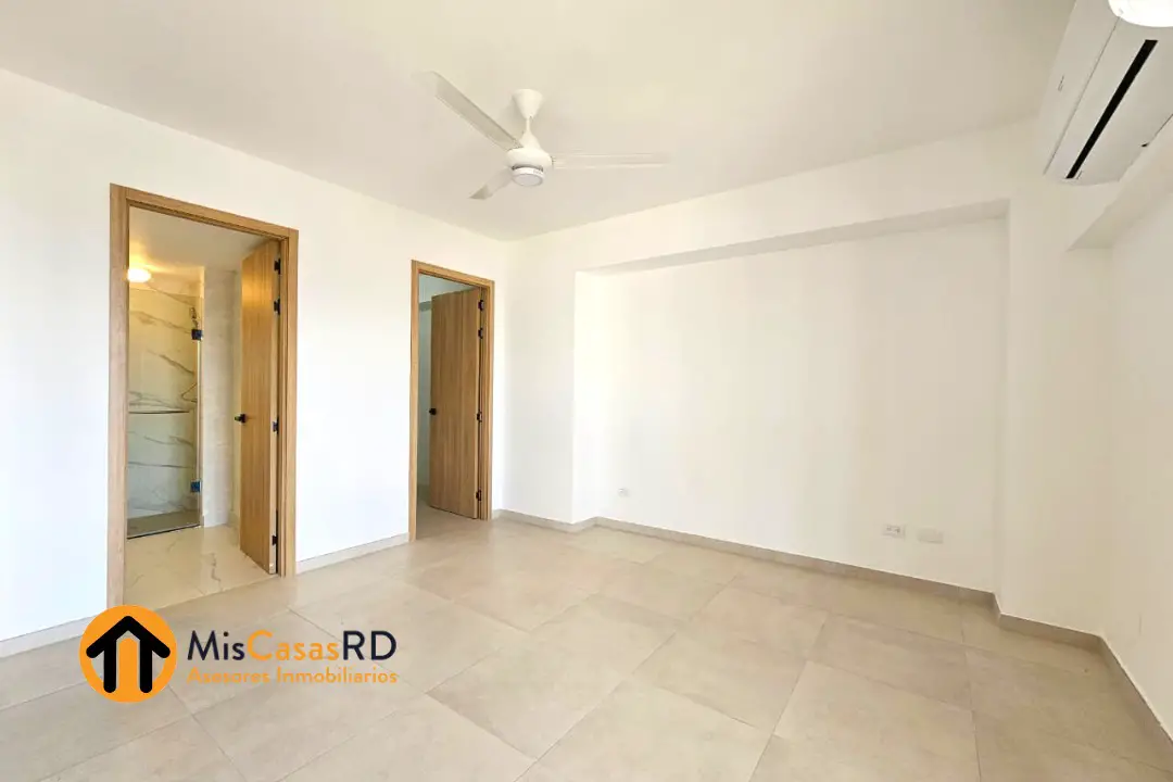 Apartamento en alquiler con línea blanca en Arroyo Hondo Vi Foto 7196491-W7.jpg