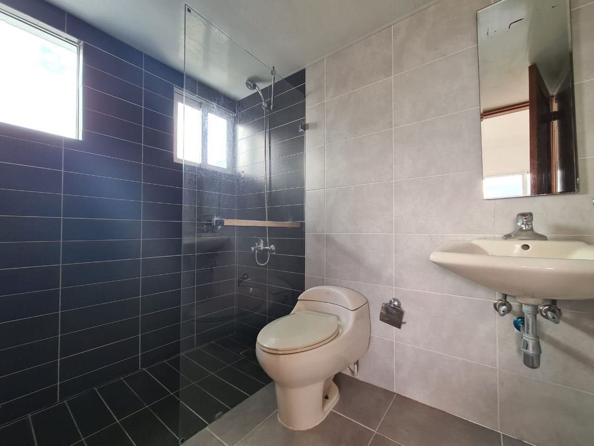 Apartamento en alquiler en Evaristo Morales Foto 7196510-1.jpg
