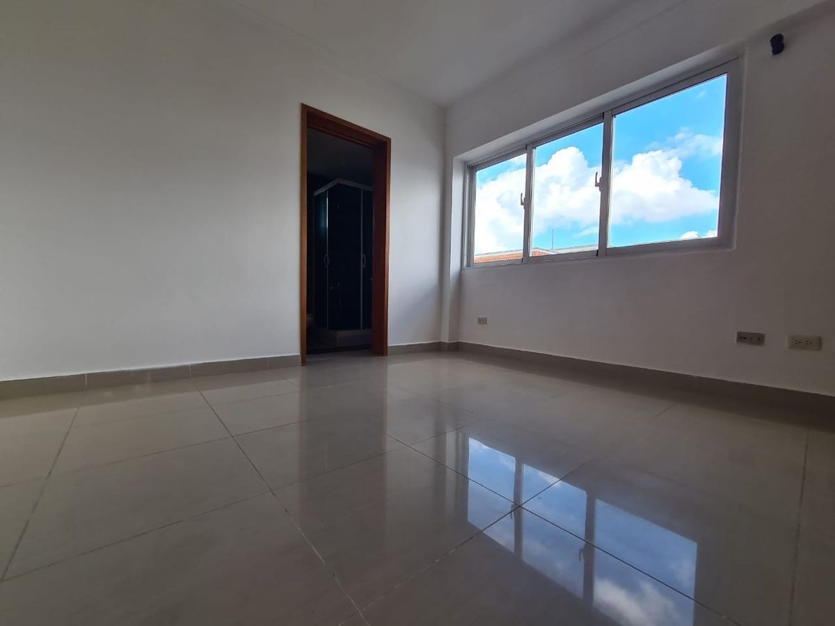 Apartamento en alquiler en Evaristo Morales Foto 7196510-4.jpg