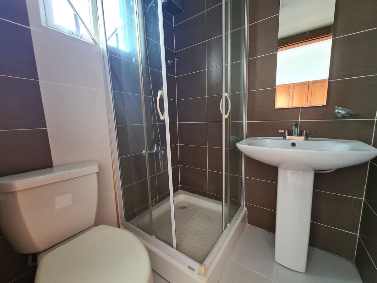 Apartamento en alquiler en Evaristo Morales Foto 7196510-5.jpg