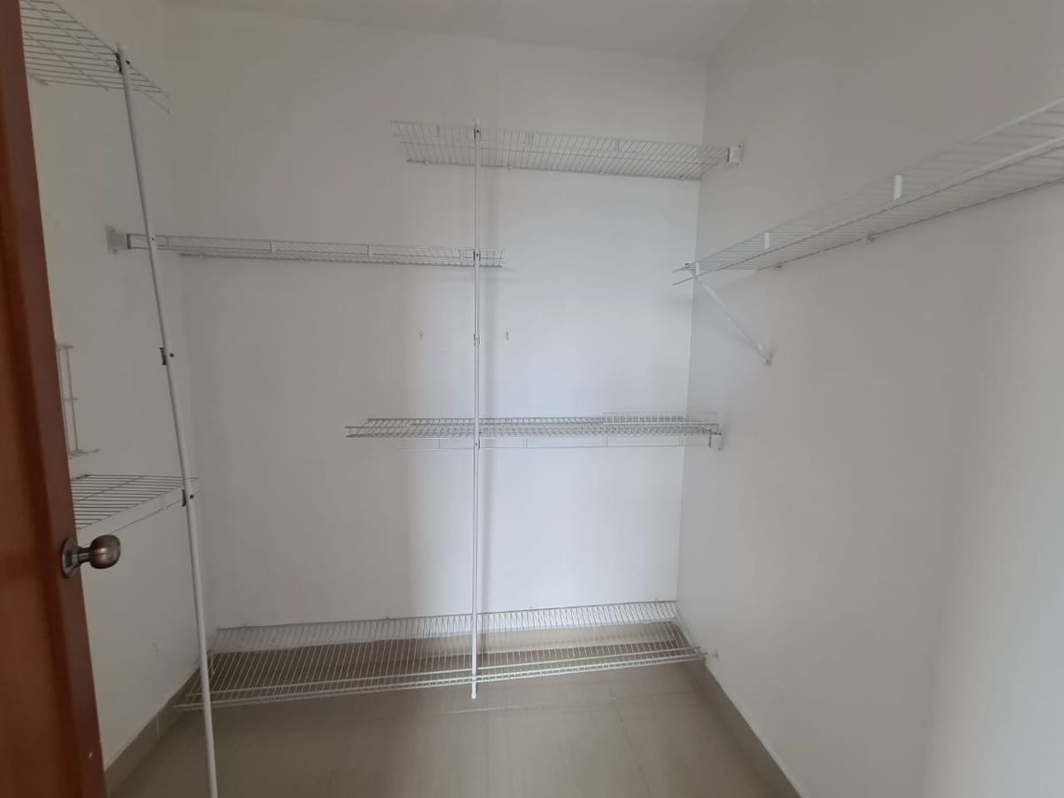 Apartamento en alquiler en Evaristo Morales Foto 7196510-9.jpg