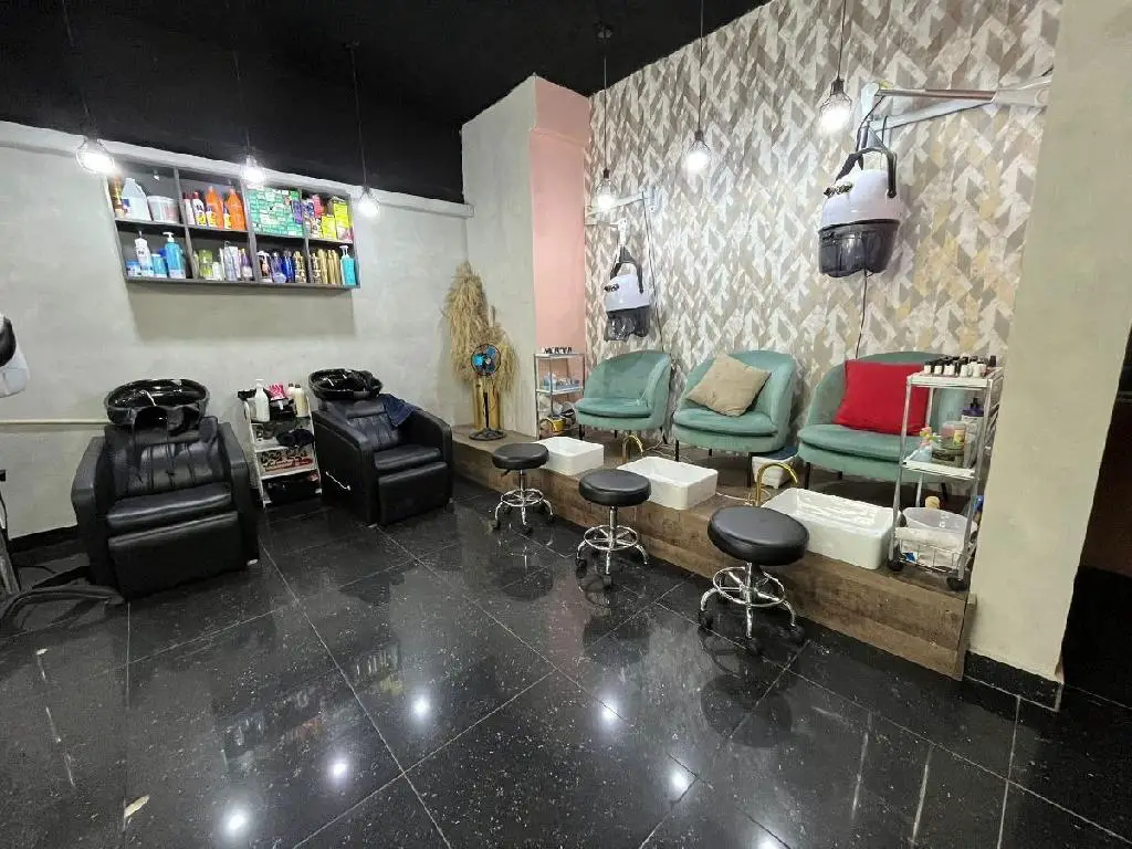 Inversión Lucrativa en Salón de Belleza en Mata Hambre. Foto 7196845-1.jpg