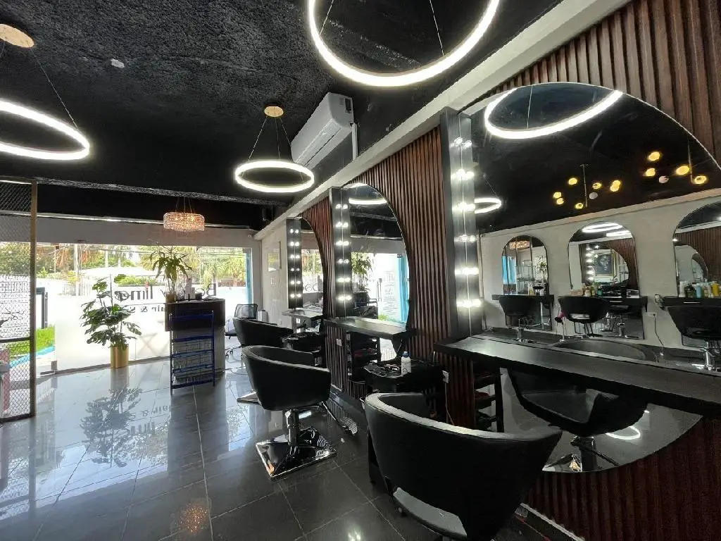 Inversión Lucrativa en Salón de Belleza en Mata Hambre. Foto 7196845-5.jpg