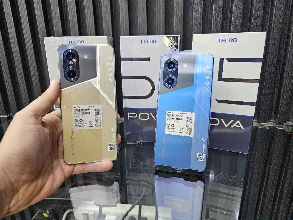 TECNO POVA 5 256GB 16GB RAM NUEVOS Foto 7196944-2.jpg