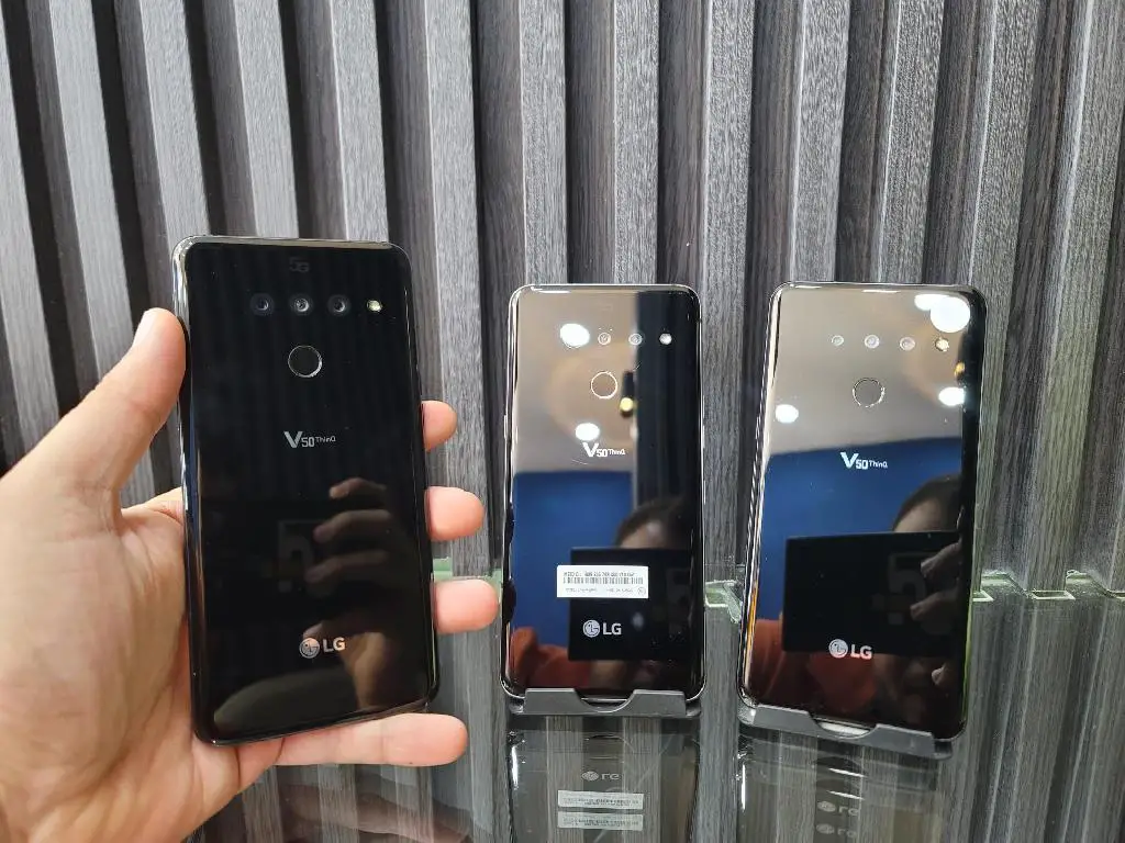 LG V500 THINQ 5G 128GB 6GB RAM DESBLOQUEADOS Foto 7196947-2.jpg