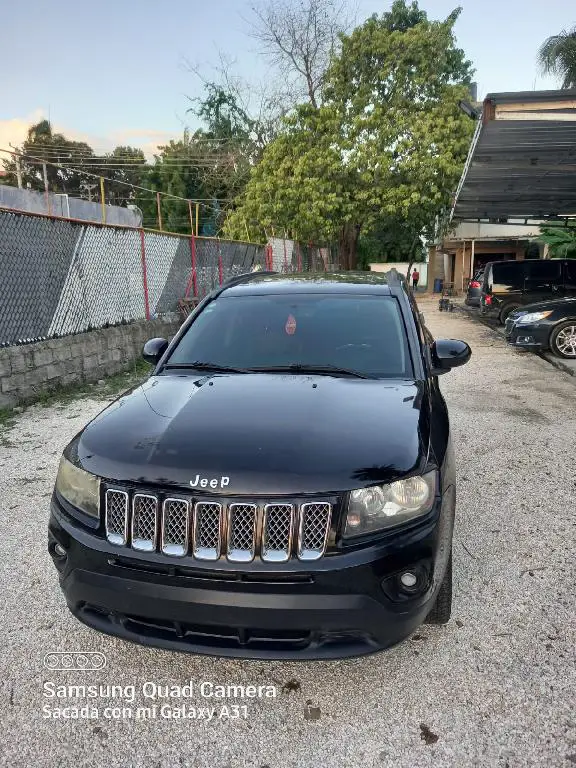 JEEP COMPASS 4X4 FULL. UNICO DUEÑO Foto 7197368-7.jpg