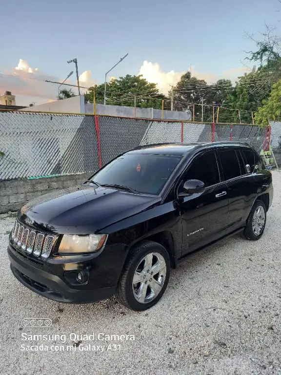 JEEP COMPASS 4X4 FULL. UNICO DUEÑO Foto 7197368-8.jpg