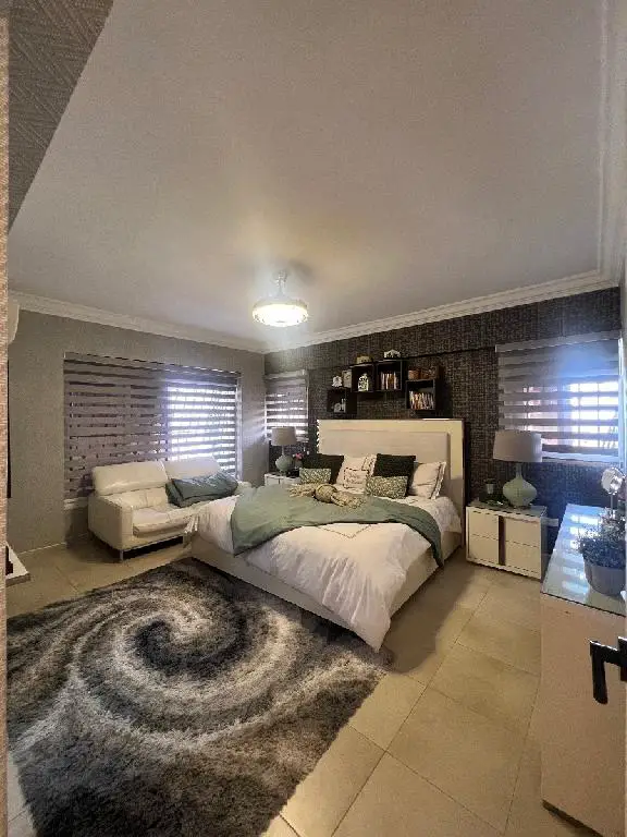 VENDO APT VACO EVARISTO MORALES 3H 2.5B 185M2 REMODELADO Foto 7198208-6.jpg