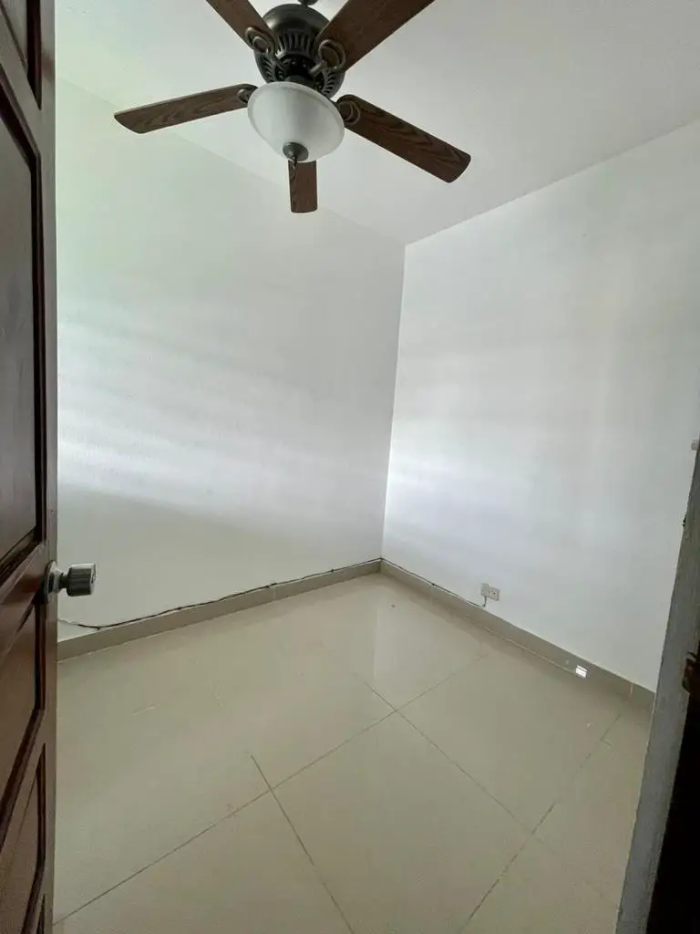 Se vende un encantador apartamento en Arroyo Hondo Foto 7198312-6.jpg