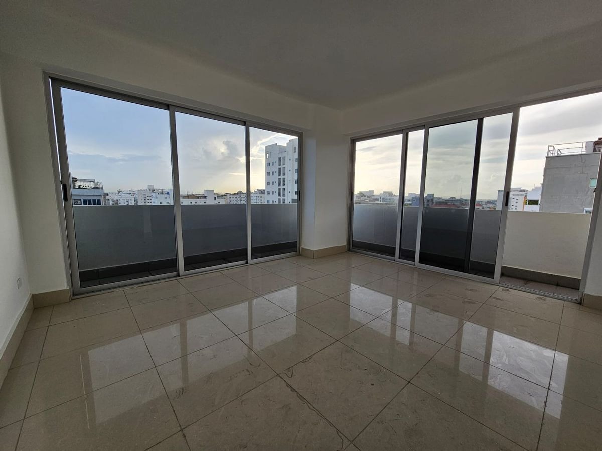 Penthouse en venta en Evaristo Morales US400000 Foto 7198835-m6.jpg