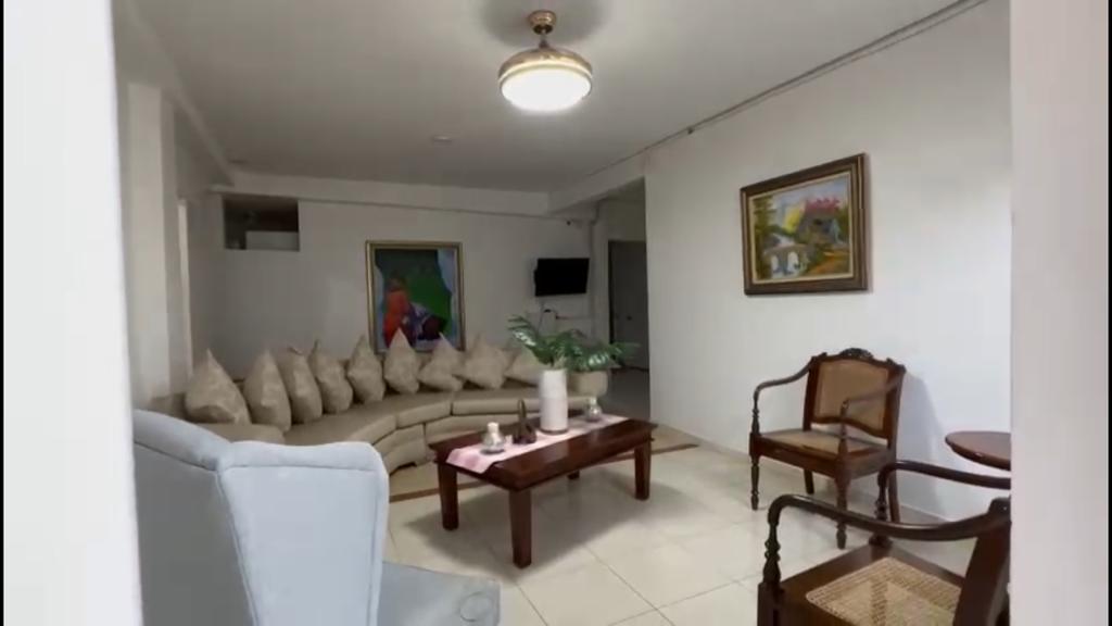 1436 VENTA DE CASA AMUEBLADA-LOS PRADOS Foto 7199292-2.jpg
